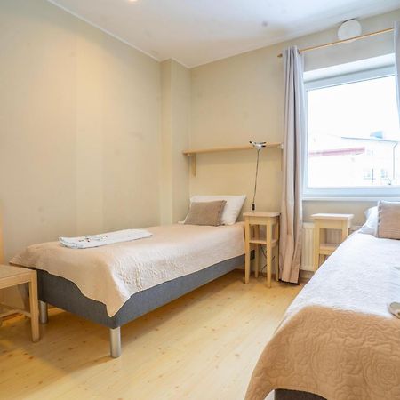 Kongo Hotel Haapsalu Esterno foto