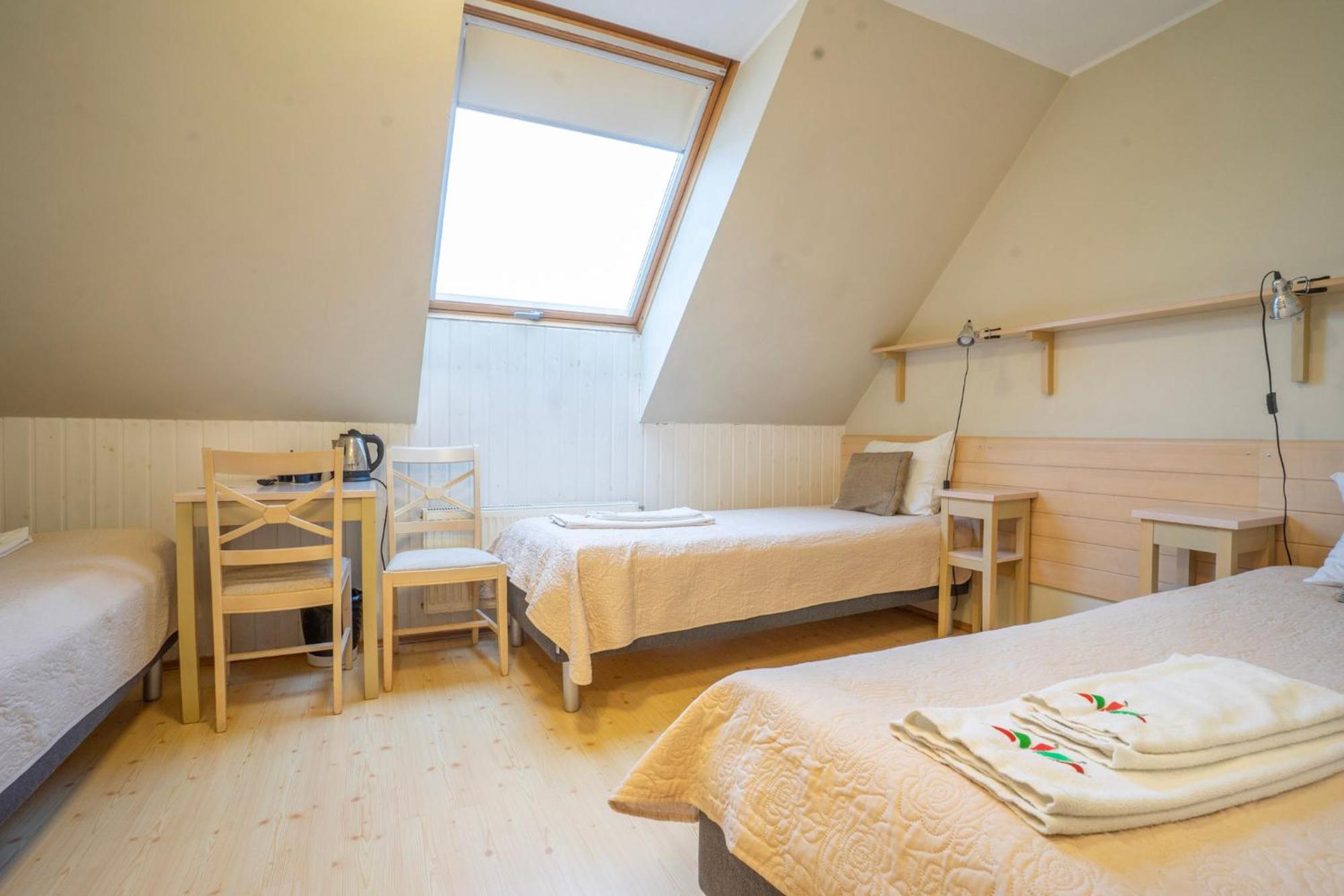 Kongo Hotel Haapsalu Esterno foto
